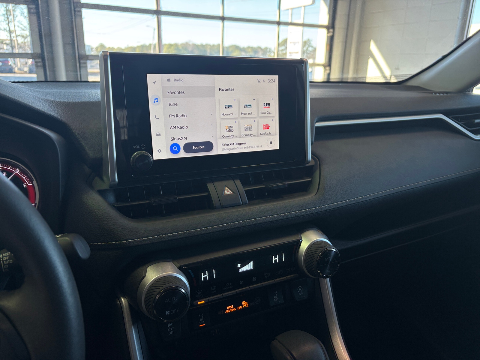 Thumbnail: 2025 Toyota RAV4 - 4