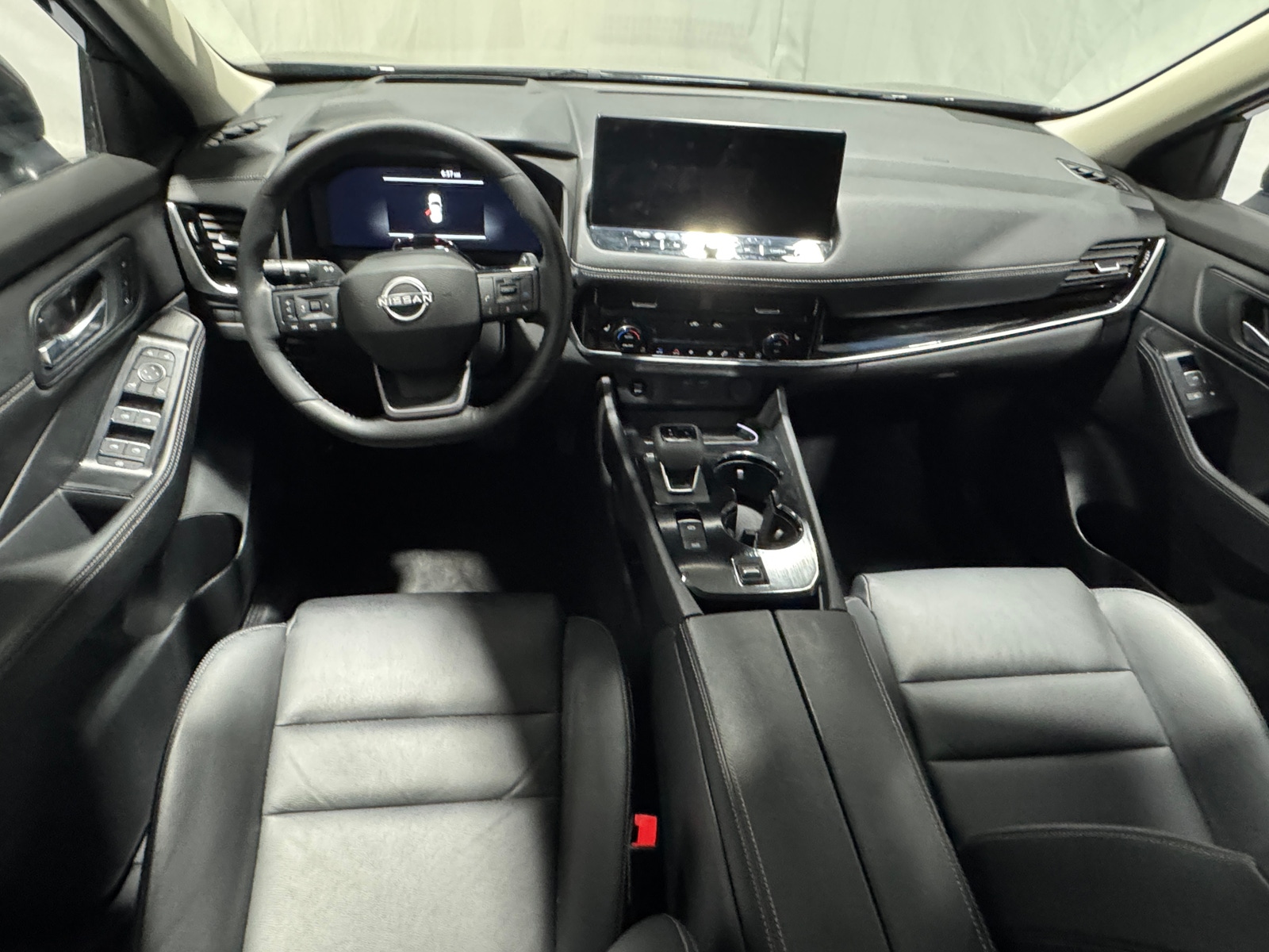 Thumbnail: 2025 Nissan Rogue - 2