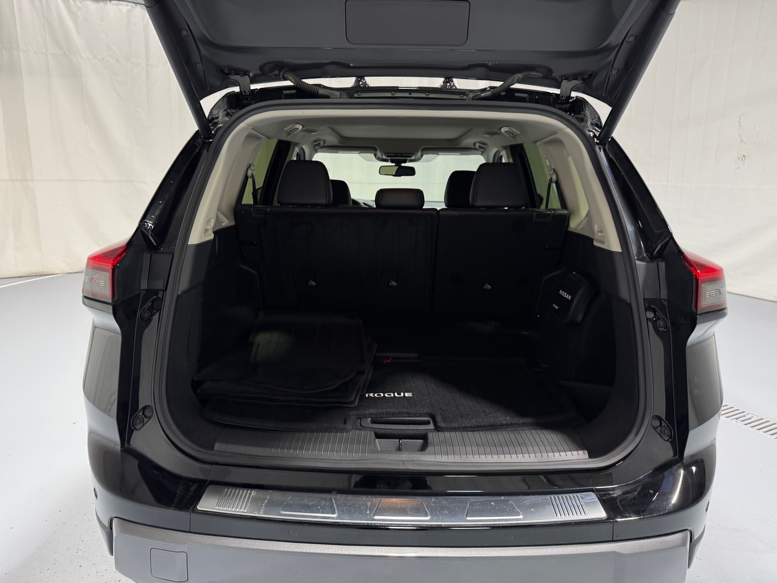 Thumbnail: 2025 Nissan Rogue - 6