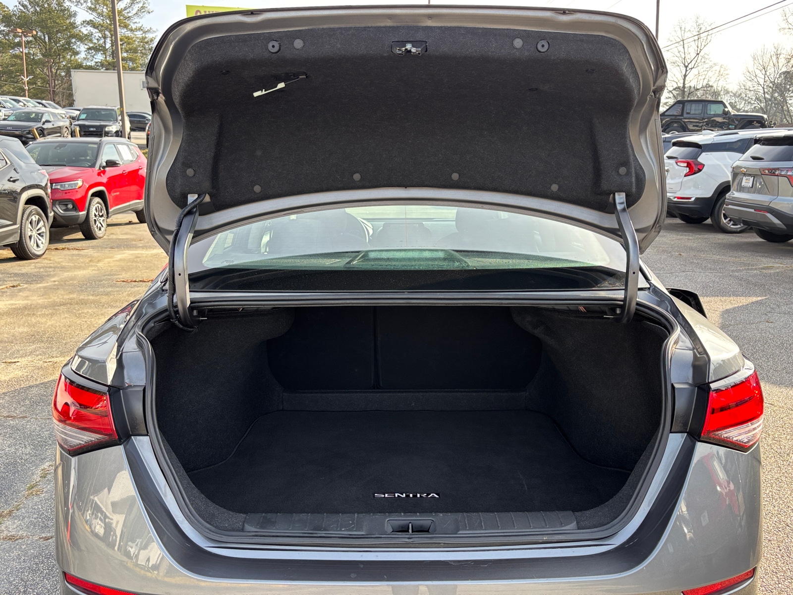 Thumbnail: 2025 Nissan Sentra - 6