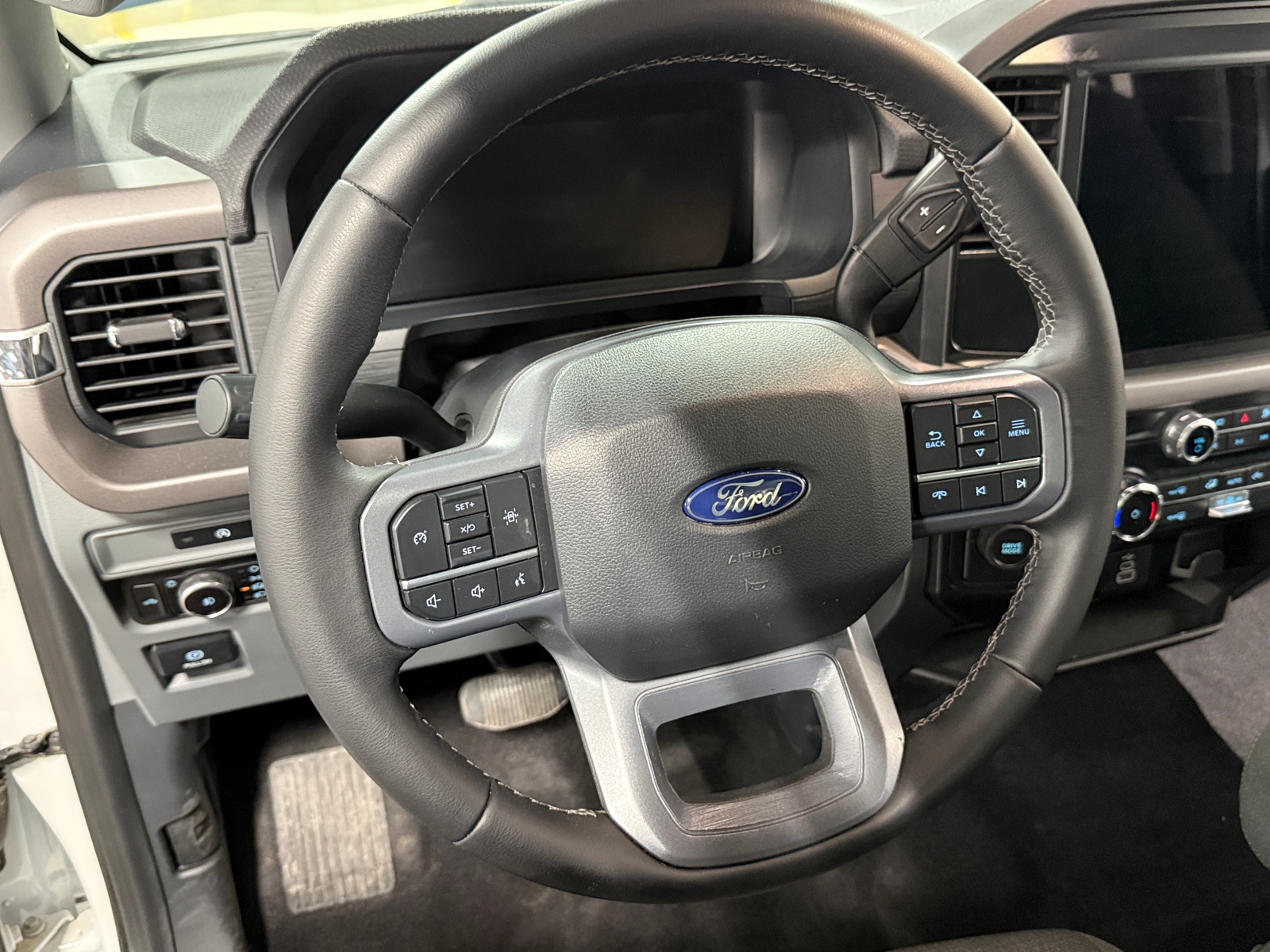 Thumbnail: 2025 Ford Econoline - 5