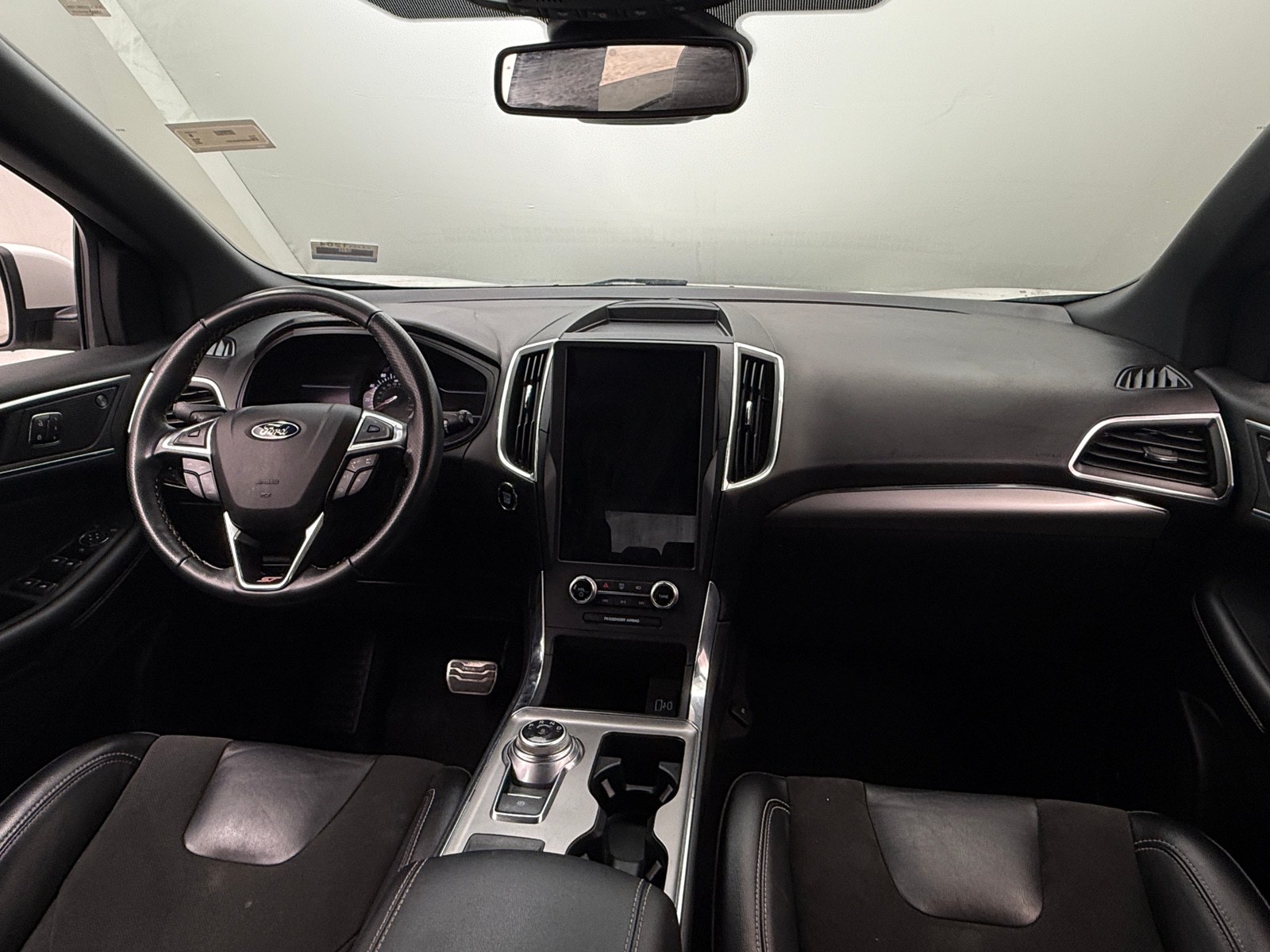 Thumbnail: 2023 Ford Edge - 2