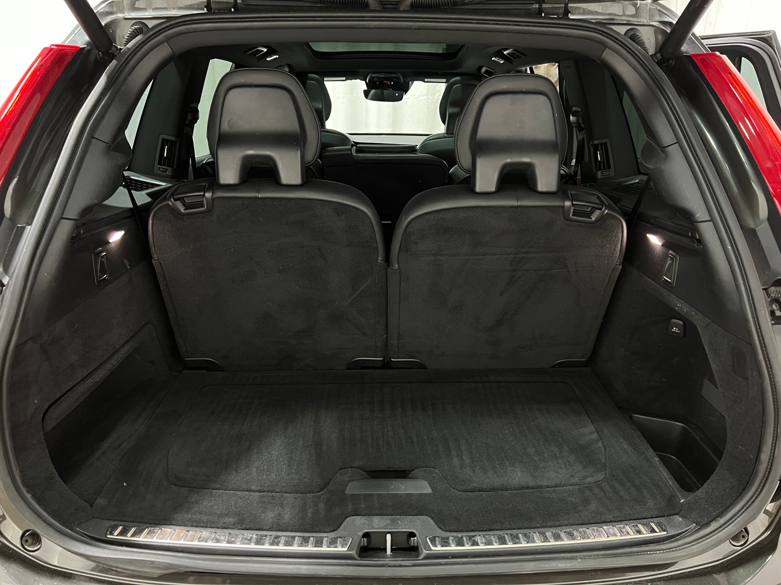 Thumbnail: 2018 Volvo XC90 - 6