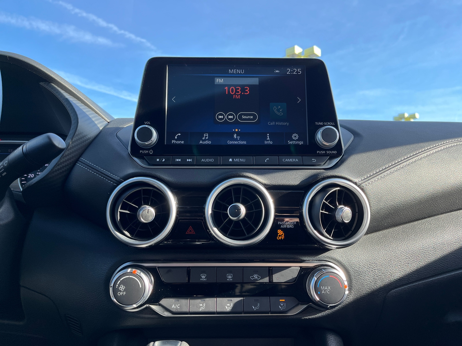 Thumbnail: 2025 Nissan Sentra - 4