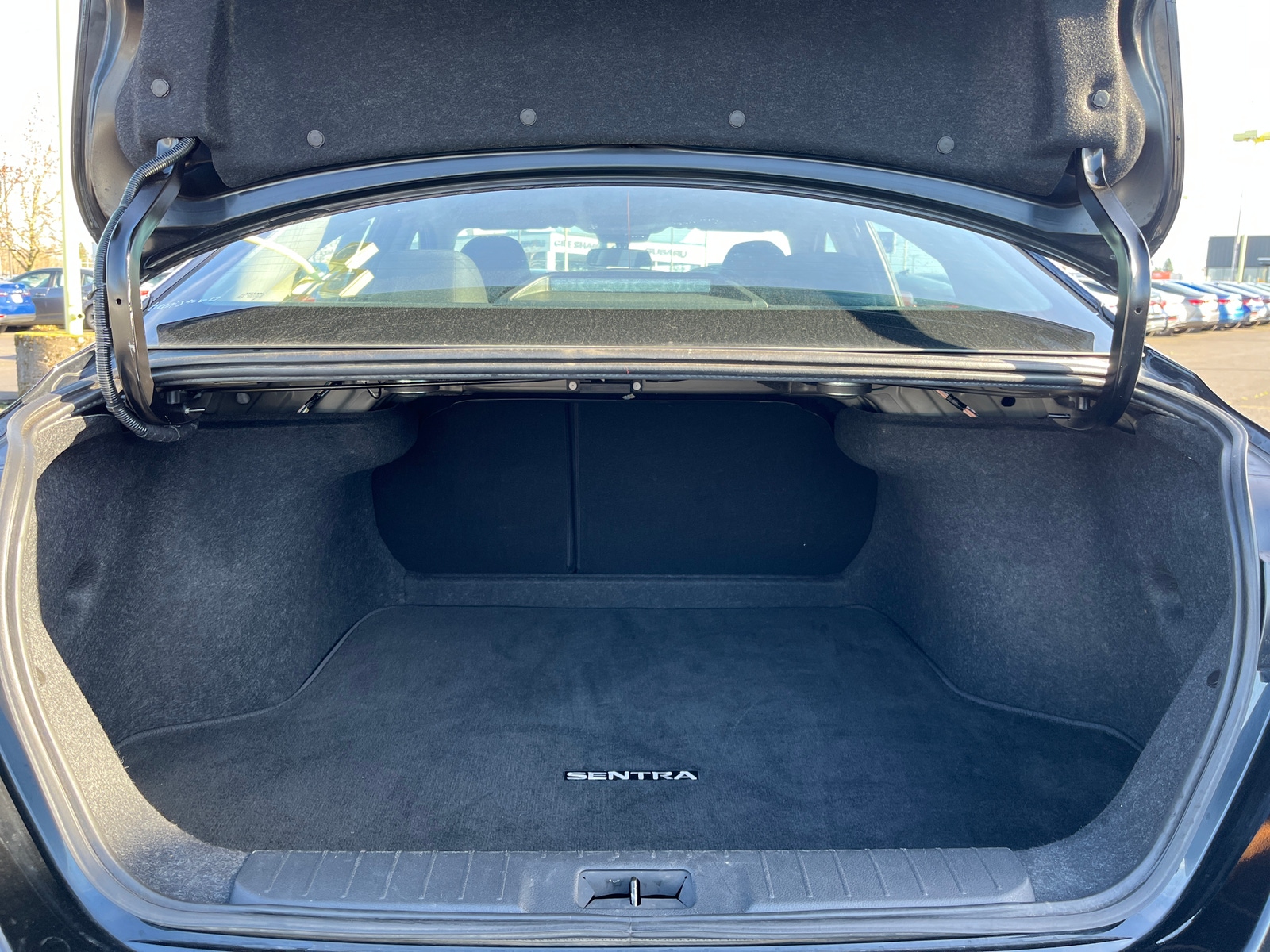 Thumbnail: 2025 Nissan Sentra - 6