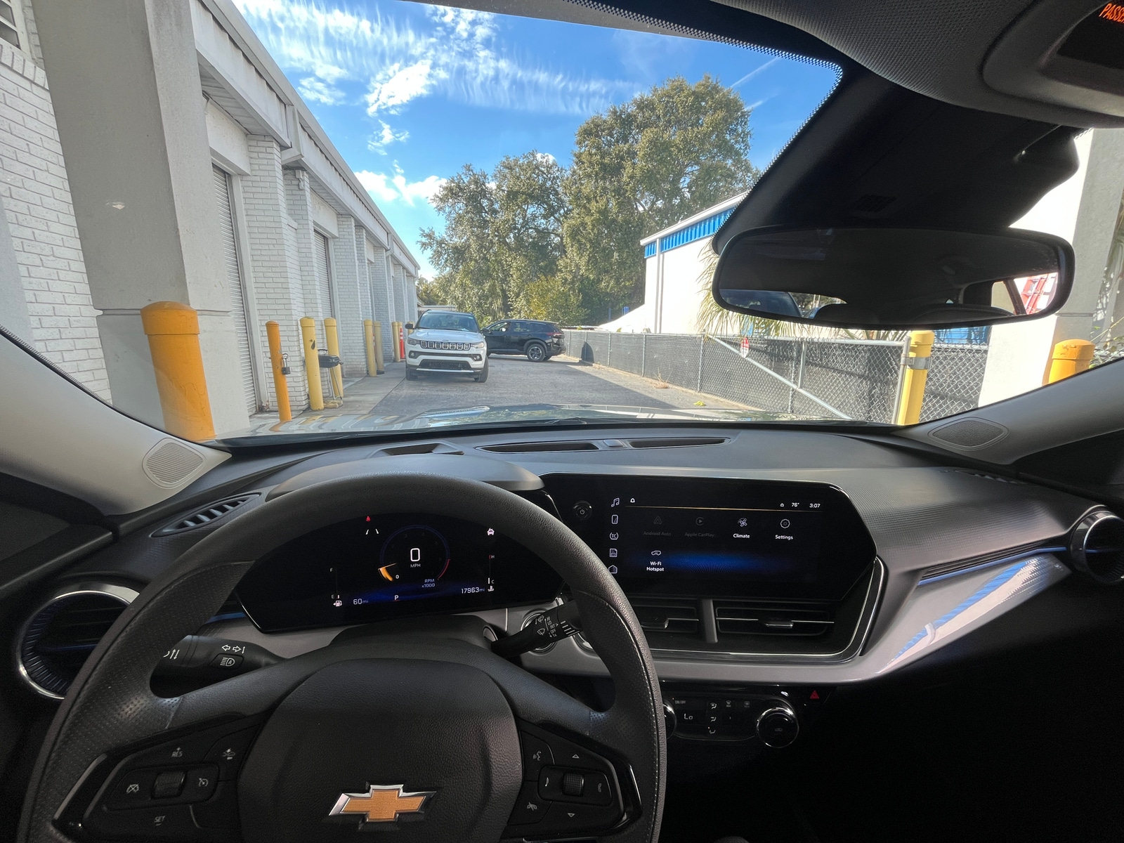 Thumbnail: 2025 Chevrolet Trax - 3