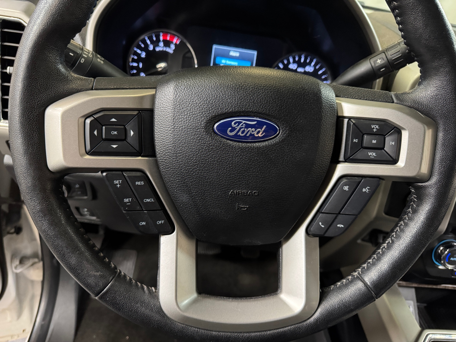 Thumbnail: 2018 Ford Econoline - 4