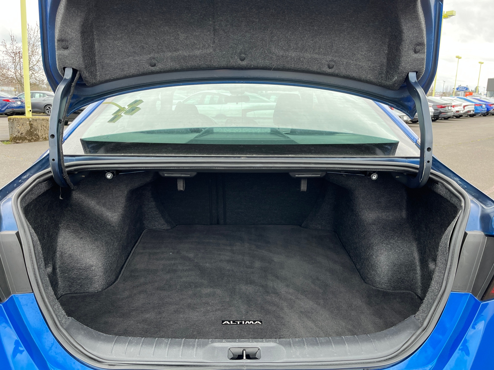 Thumbnail: 2025 Nissan Altima - 6