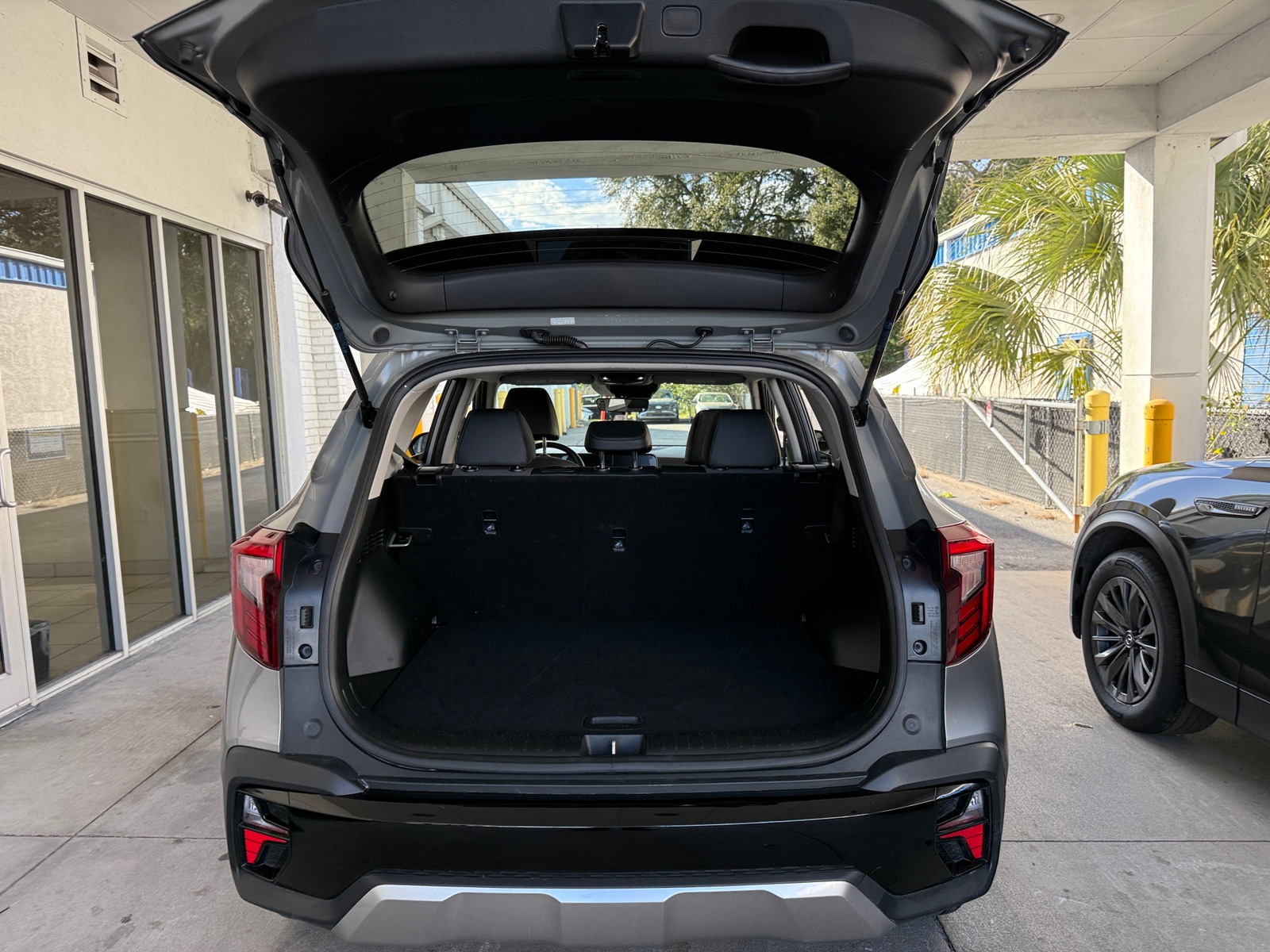 Thumbnail: 2025 Kia Seltos - 6