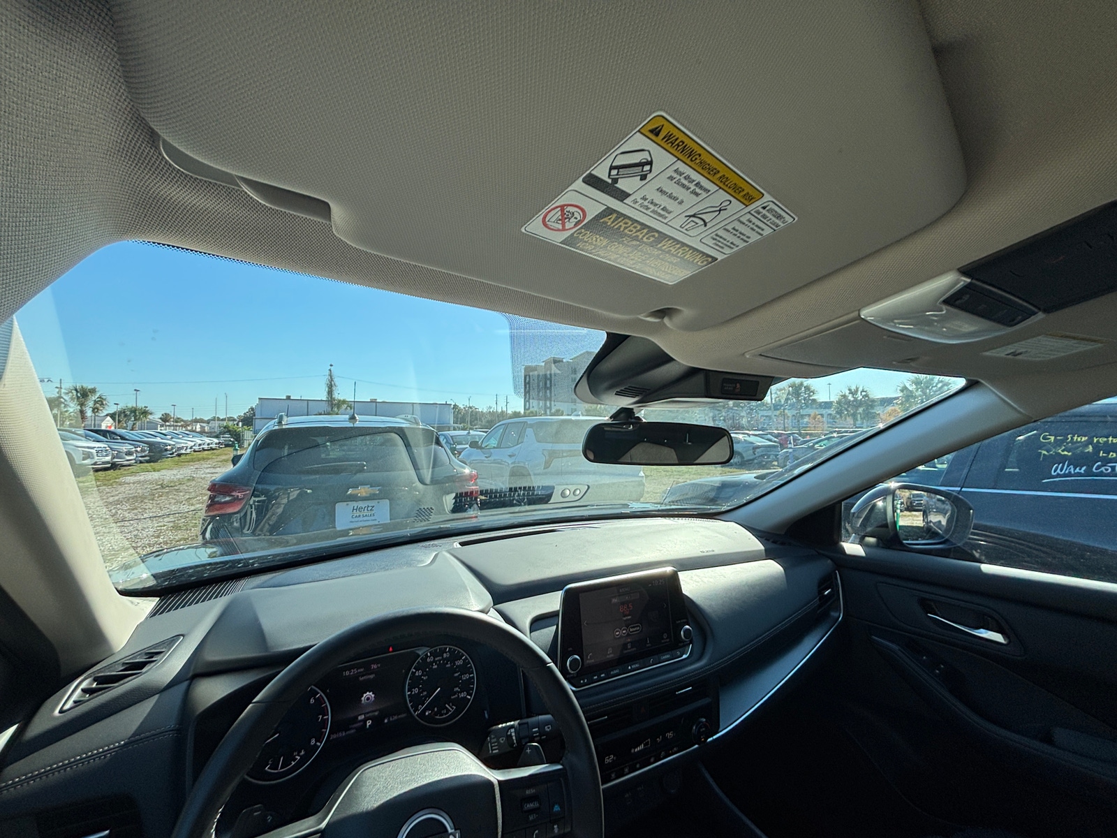 Thumbnail: 2025 Nissan Rogue - 3