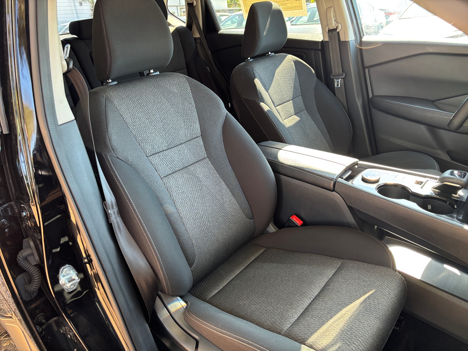 Thumbnail: 2025 Nissan Rogue - 2