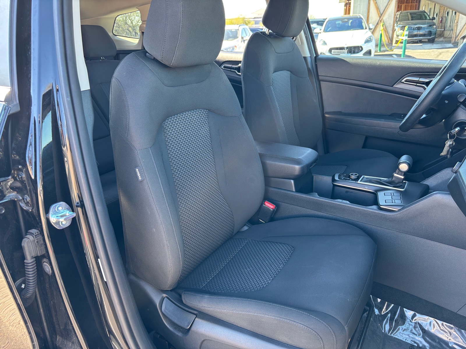 Thumbnail: 2025 Kia Sportage - 2