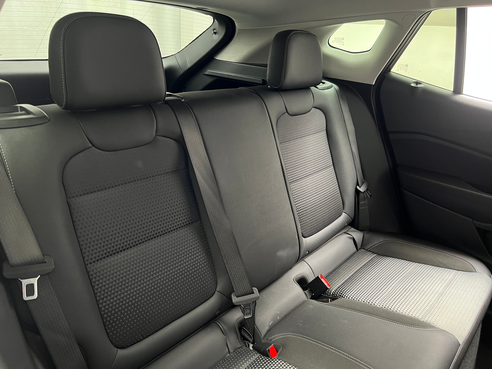 Thumbnail: 2025 Chevrolet Trax - 6