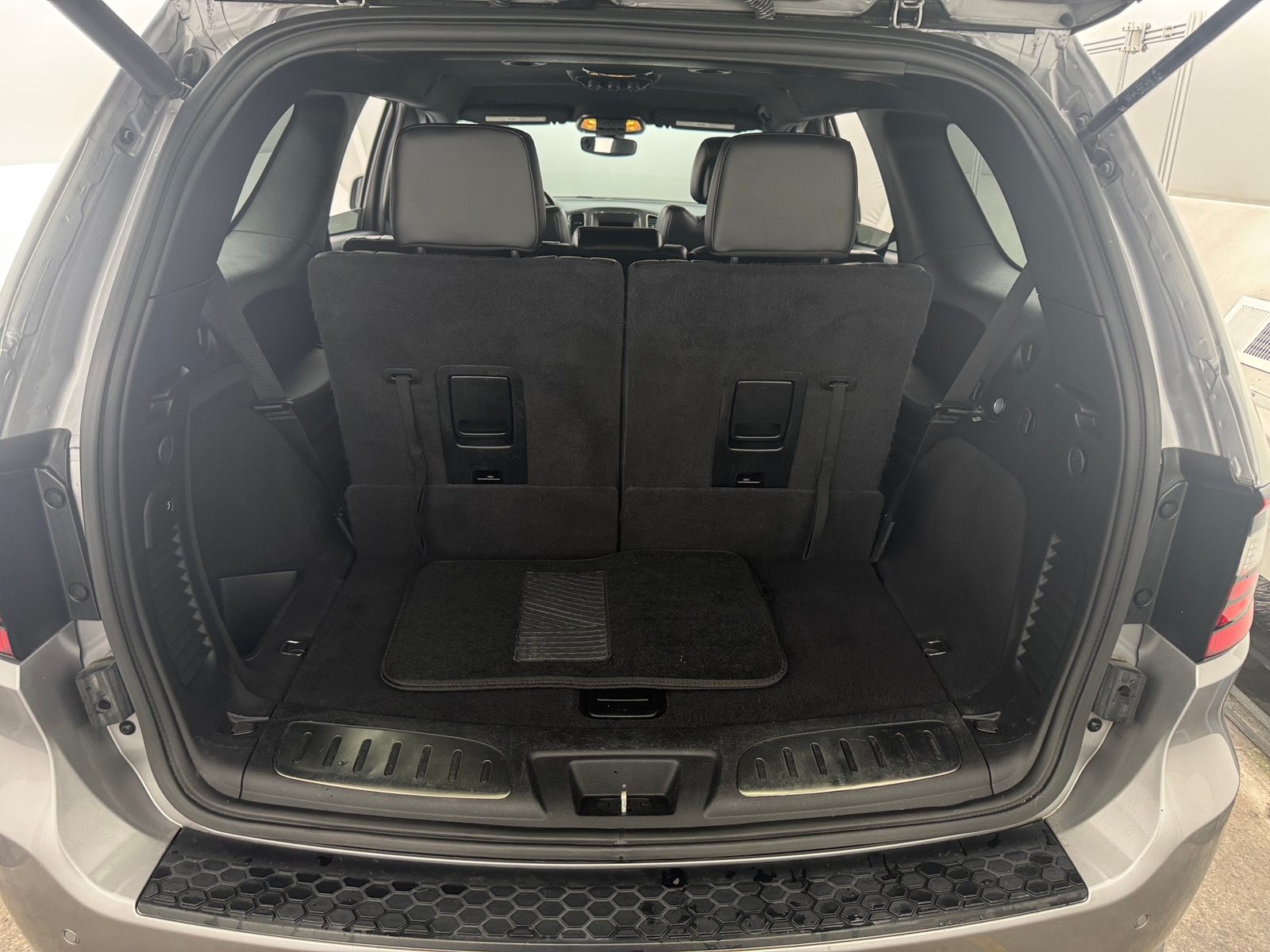 Thumbnail: 2019 Dodge Durango - 6