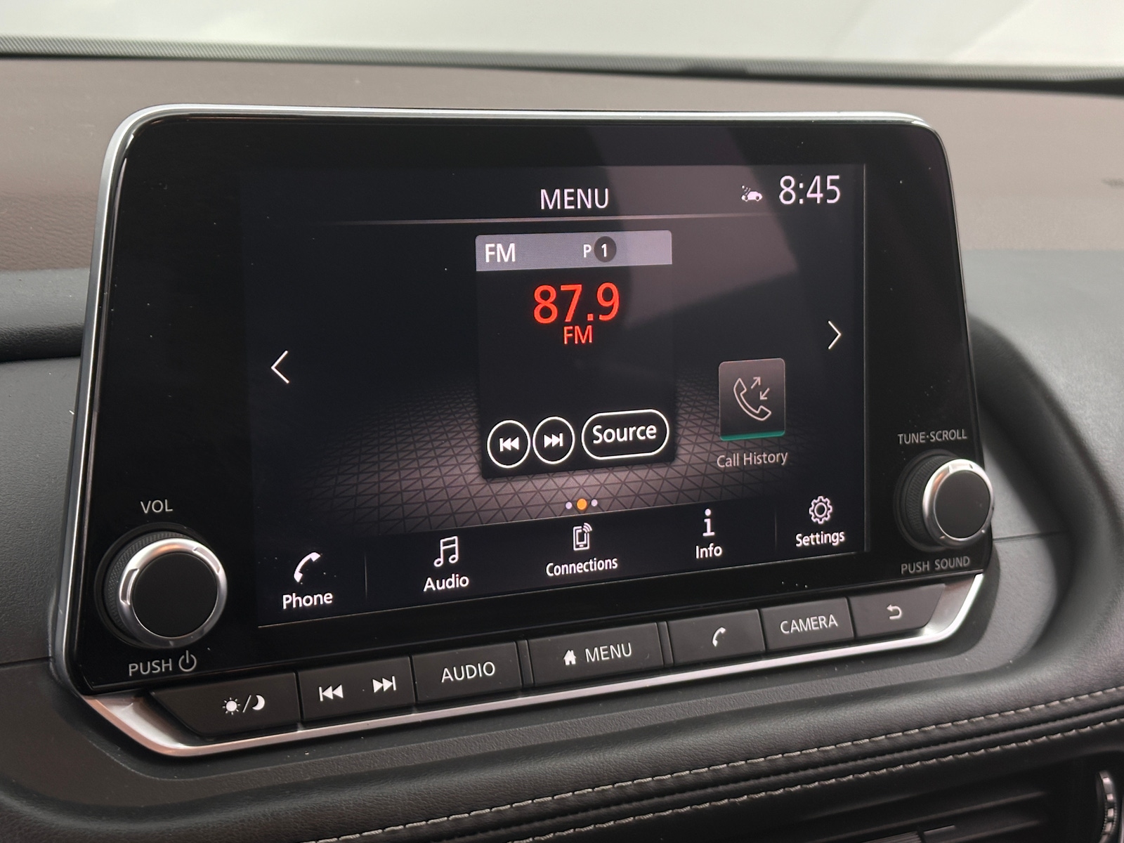 Thumbnail: 2022 Nissan Rogue - 4