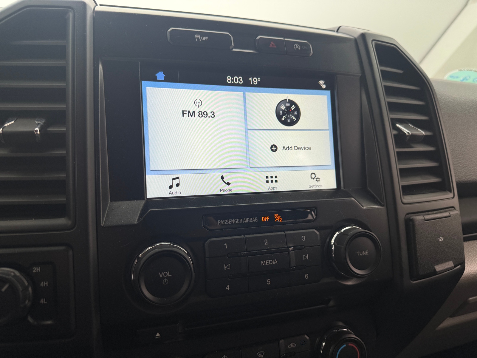 Thumbnail: 2017 Ford Econoline - 4