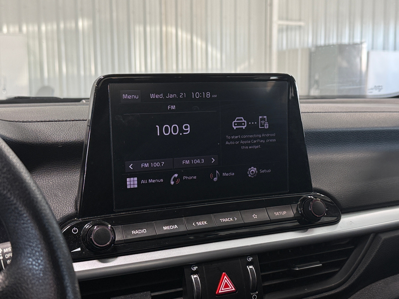 Thumbnail: 2024 Kia Forte - 4