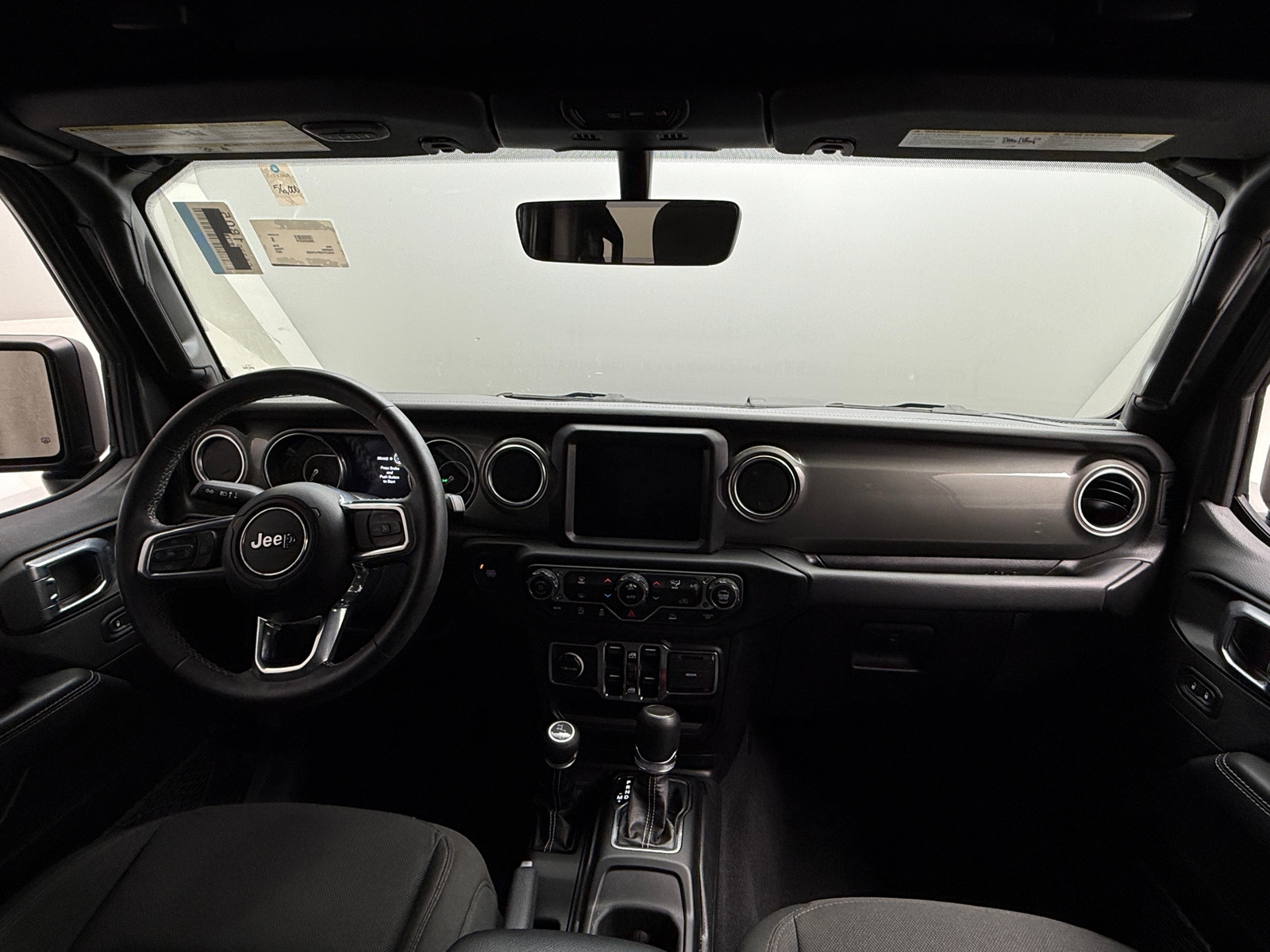 Thumbnail: 2023 Jeep Gladiator - 3