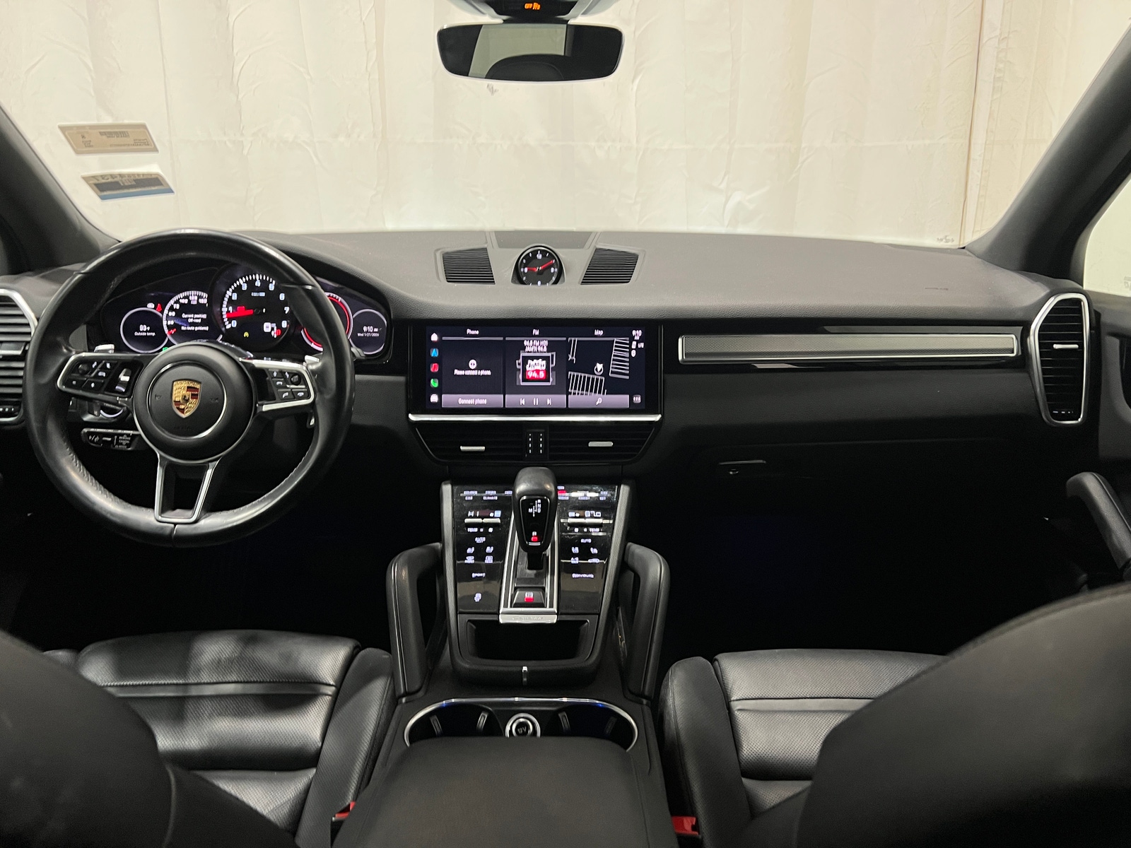 Thumbnail: 2023 Porsche Cayenne - 2