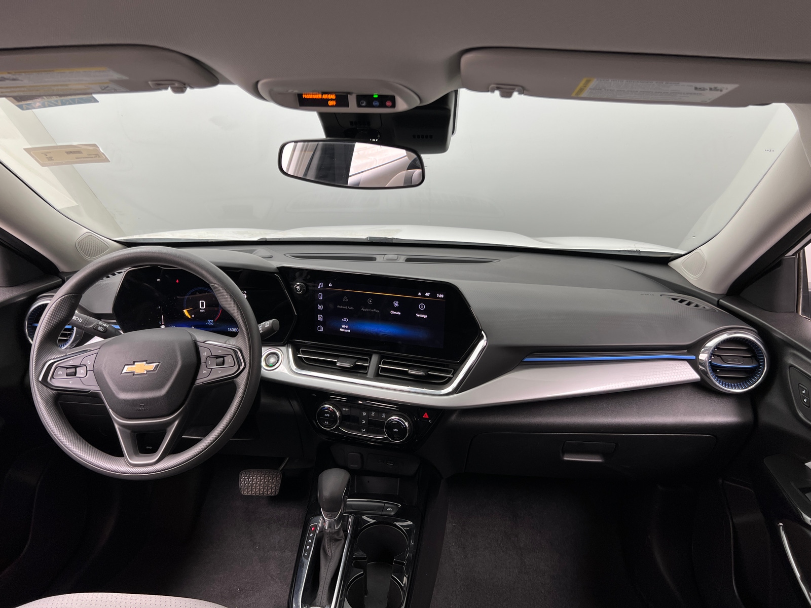 Thumbnail: 2025 Chevrolet Trax - 3