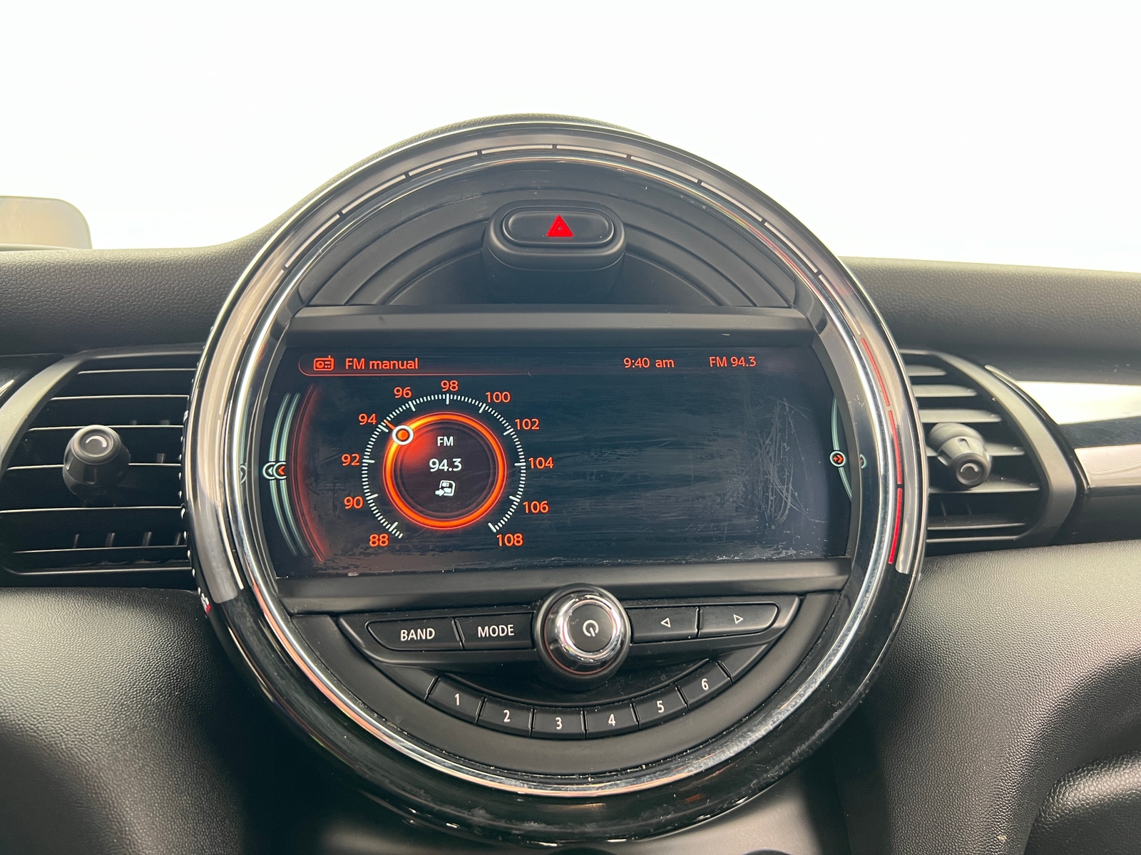 Thumbnail: 2016 MINI Cooper Hardtop - 3