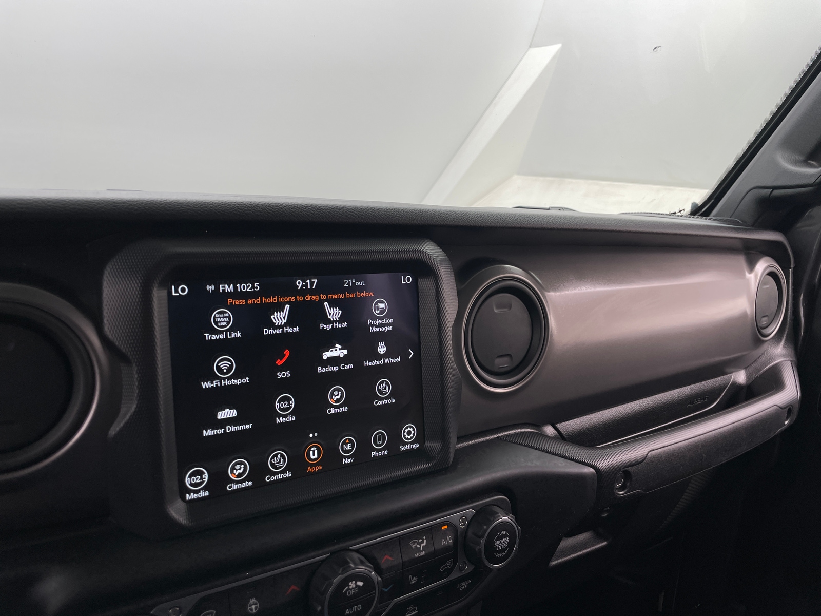 Thumbnail: 2021 Jeep Gladiator - 4