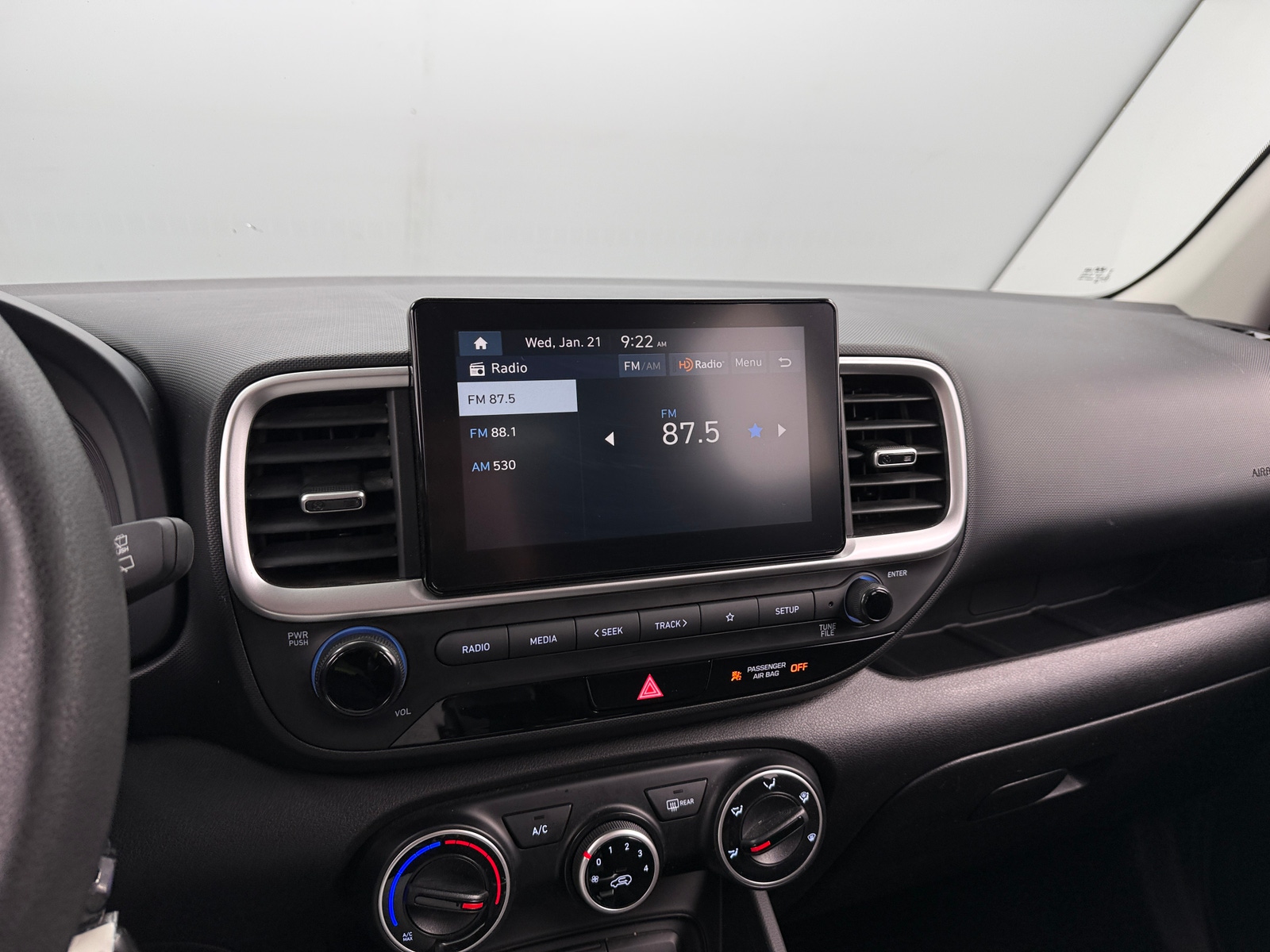 Thumbnail: 2023 Hyundai Venue - 4