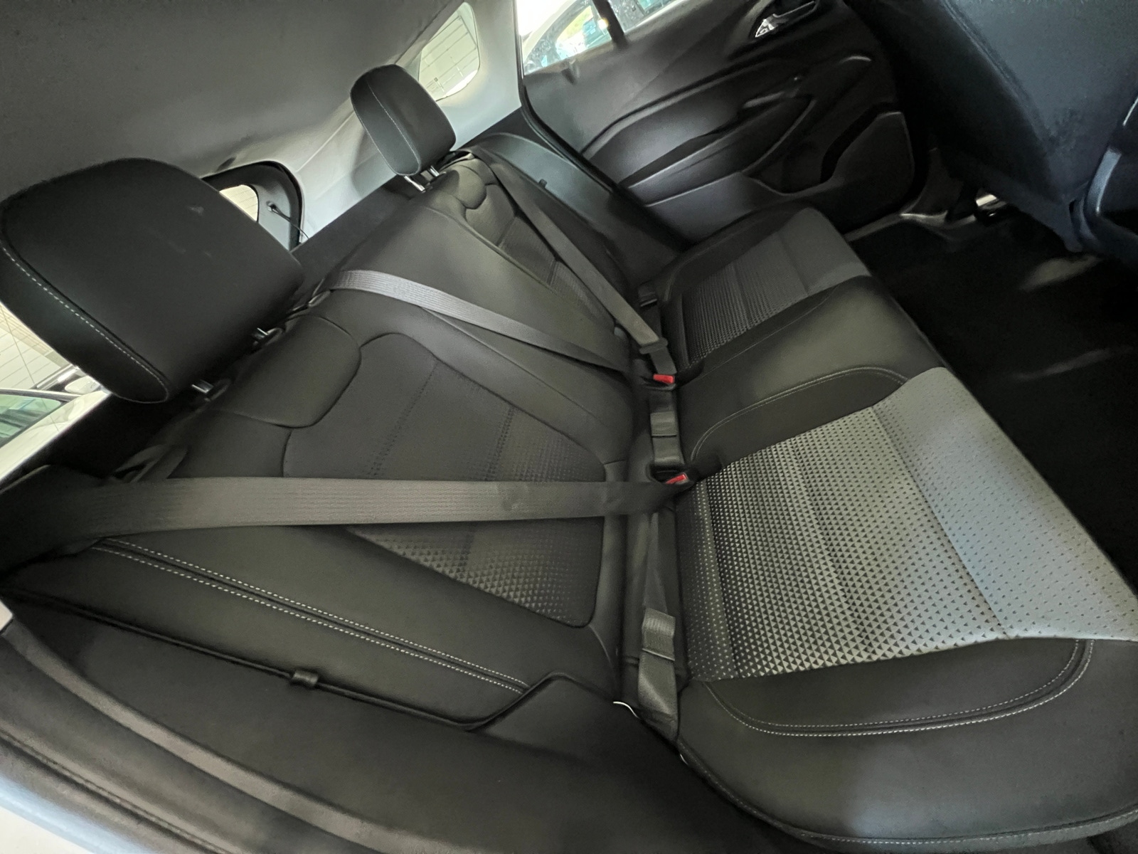 Thumbnail: 2025 Chevrolet Trax - 6