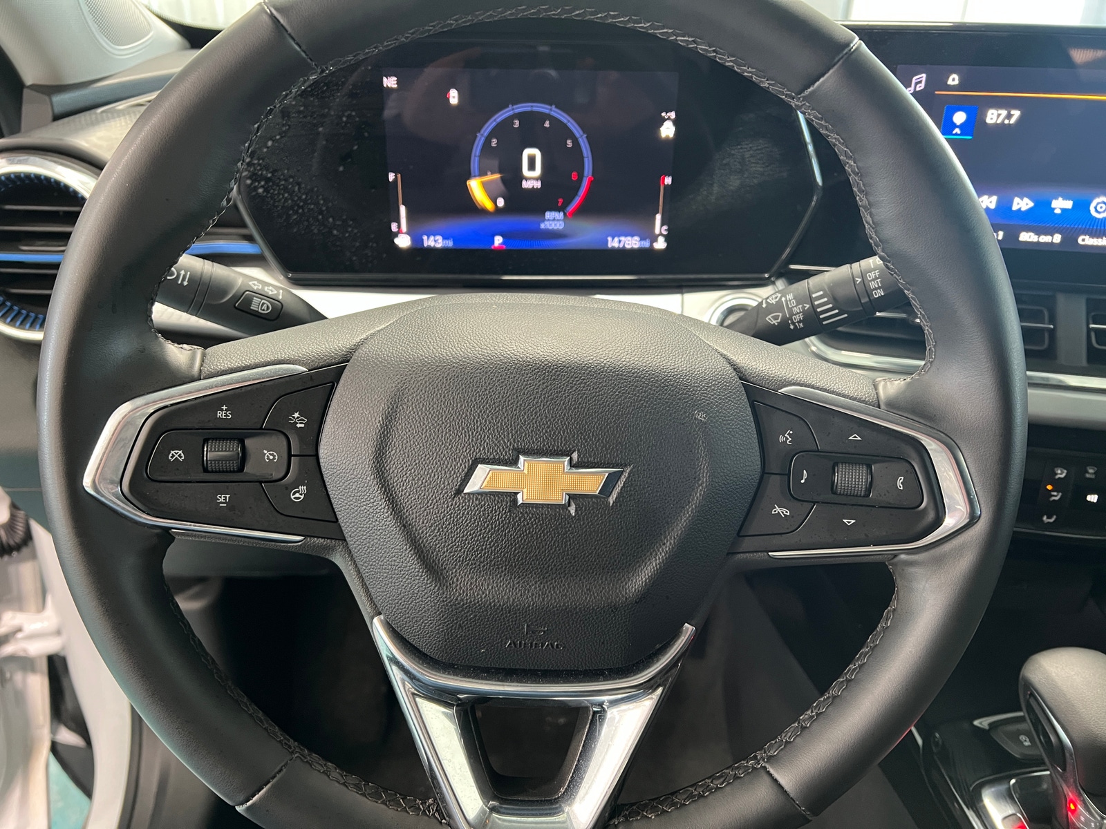 Thumbnail: 2025 Chevrolet Trax - 5