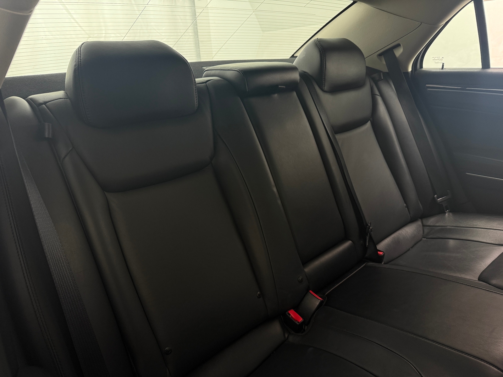 Thumbnail: 2015 Chrysler 300 - 5