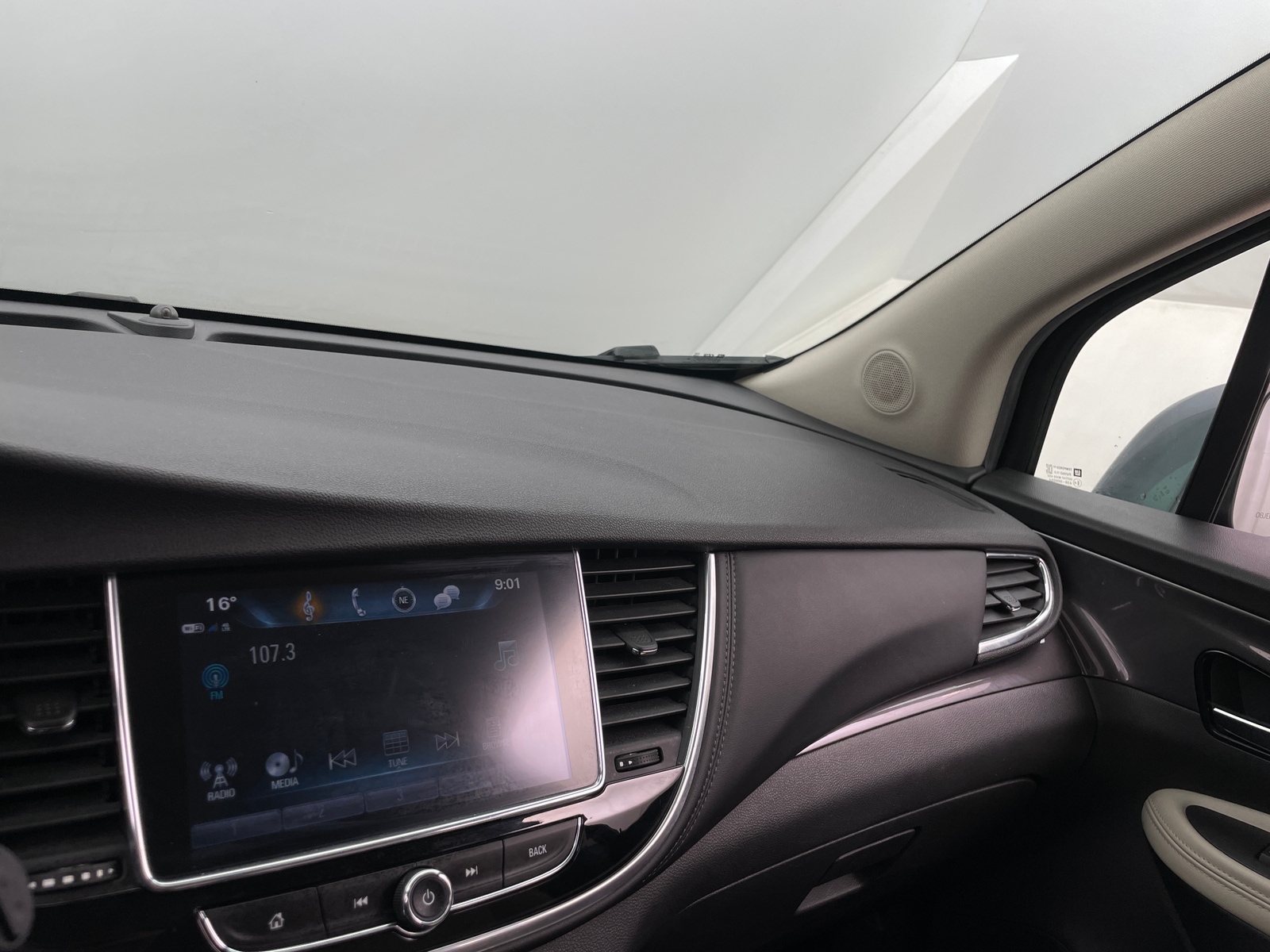 Thumbnail: 2019 Buick Encore - 4