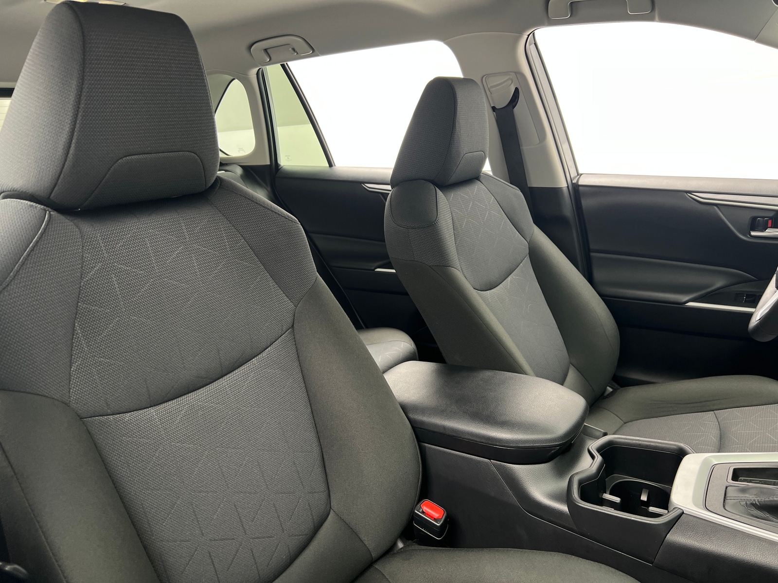 Thumbnail: 2025 Toyota RAV4 - 2