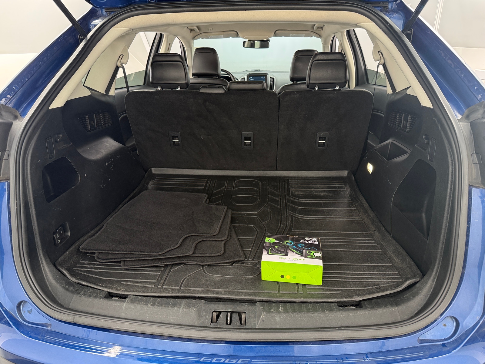 Thumbnail: 2021 Ford Edge - 6