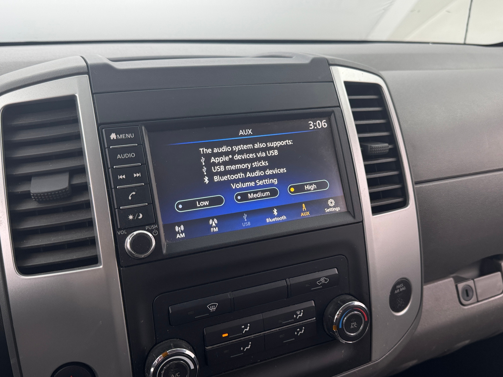 Thumbnail: 2020 Nissan Frontier - 4