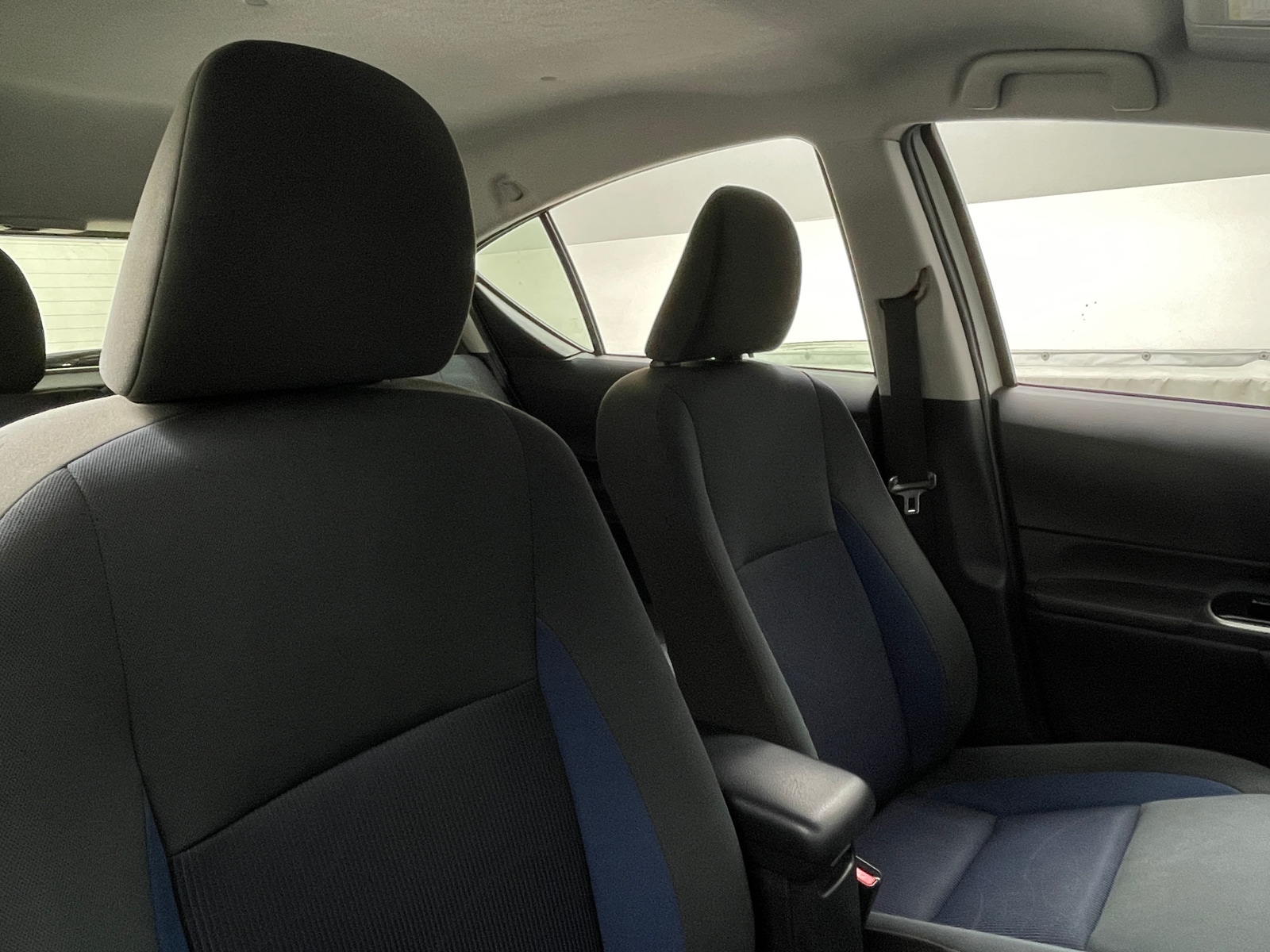 Thumbnail: 2018 Toyota Prius c - 2