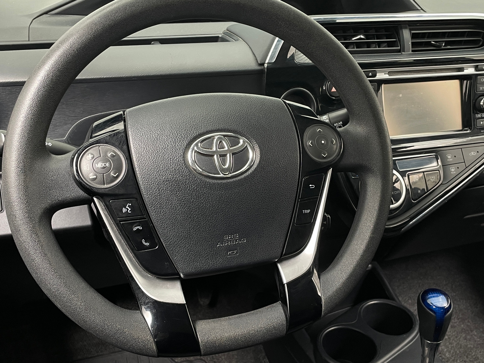 Thumbnail: 2018 Toyota Prius c - 5