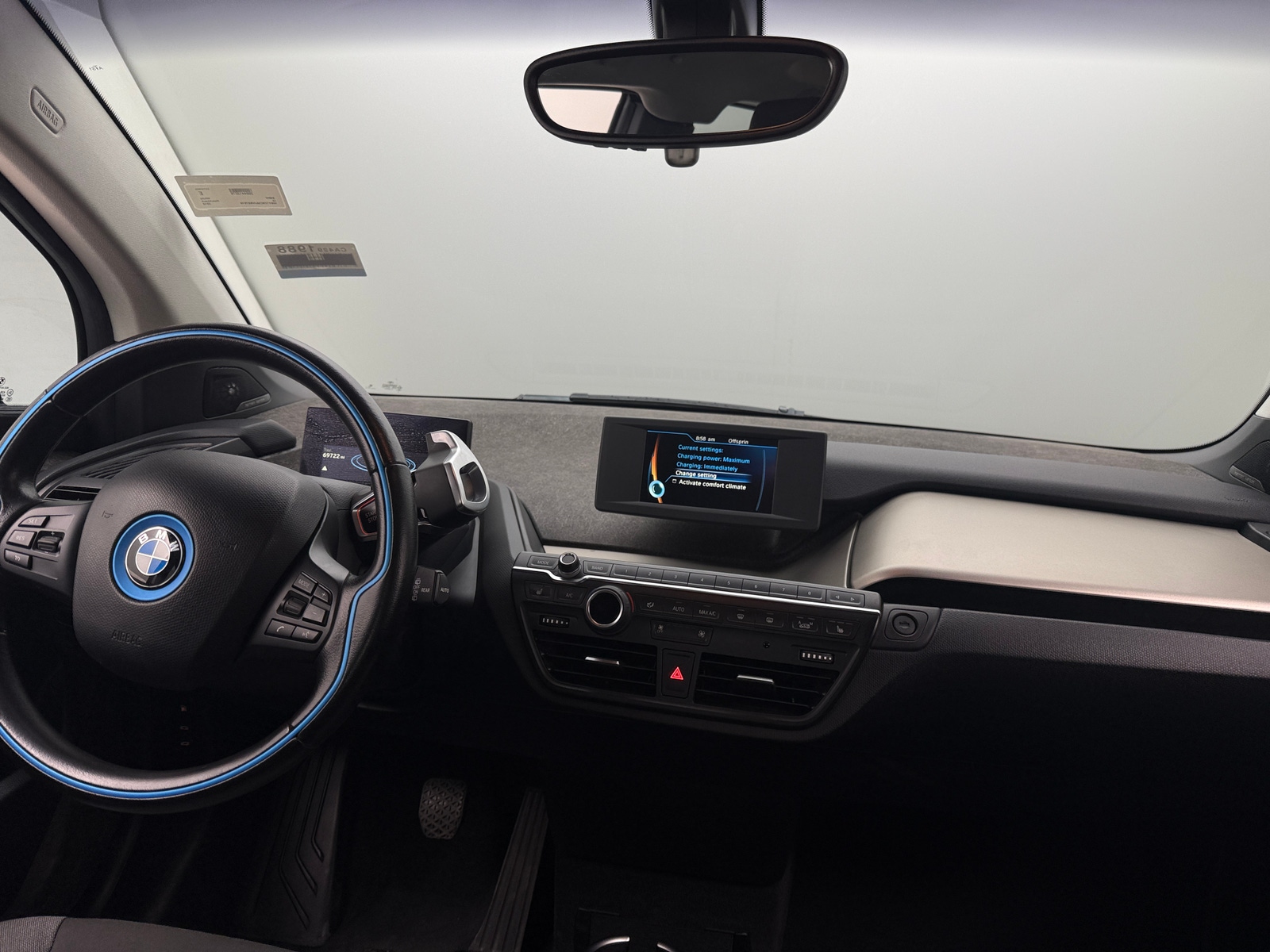 Thumbnail: 2018 BMW i3 - 3
