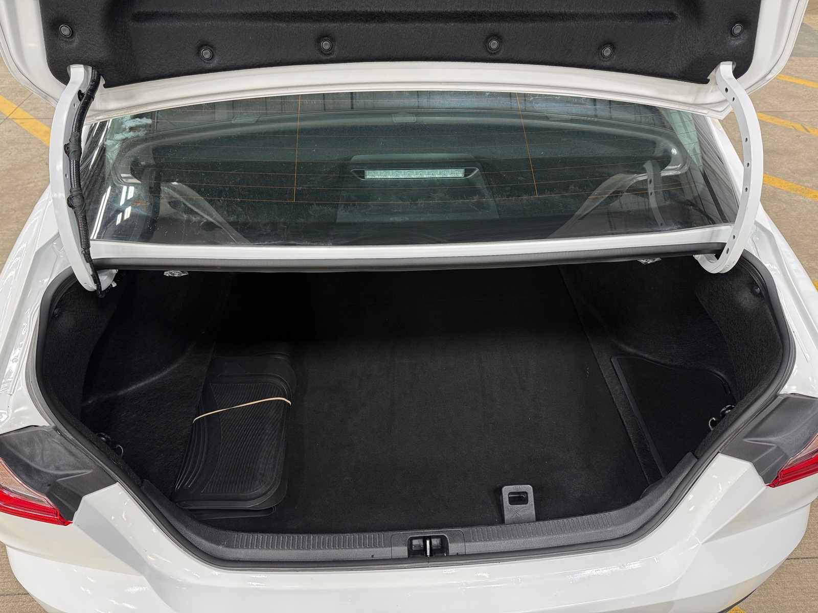 Thumbnail: 2025 Toyota Camry - 7