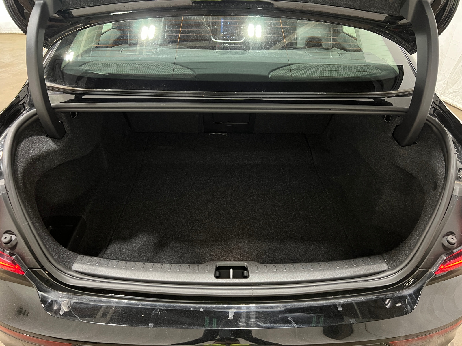 Thumbnail: 2021 Volvo S60 - 6