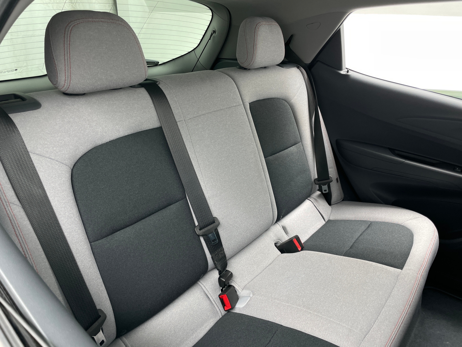 Thumbnail: 2017 Chevrolet Bolt EV - 6