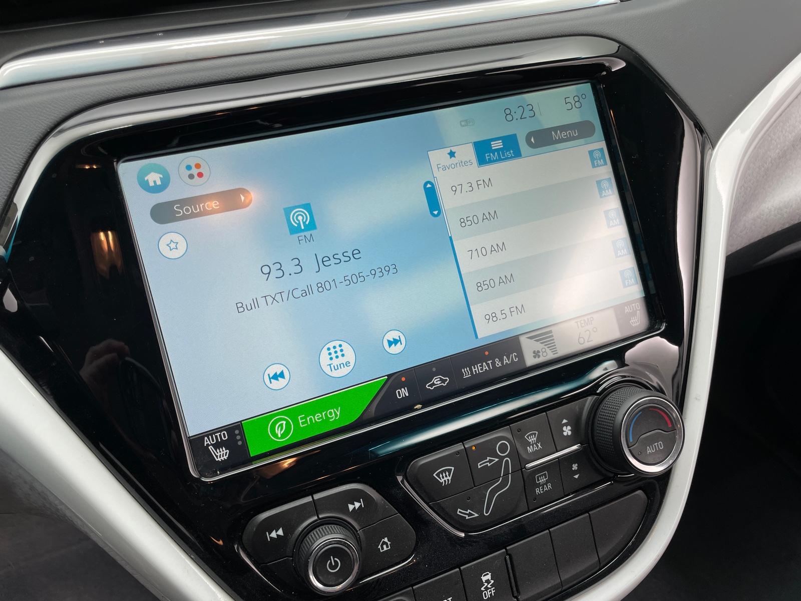 Thumbnail: 2017 Chevrolet Bolt EV - 4