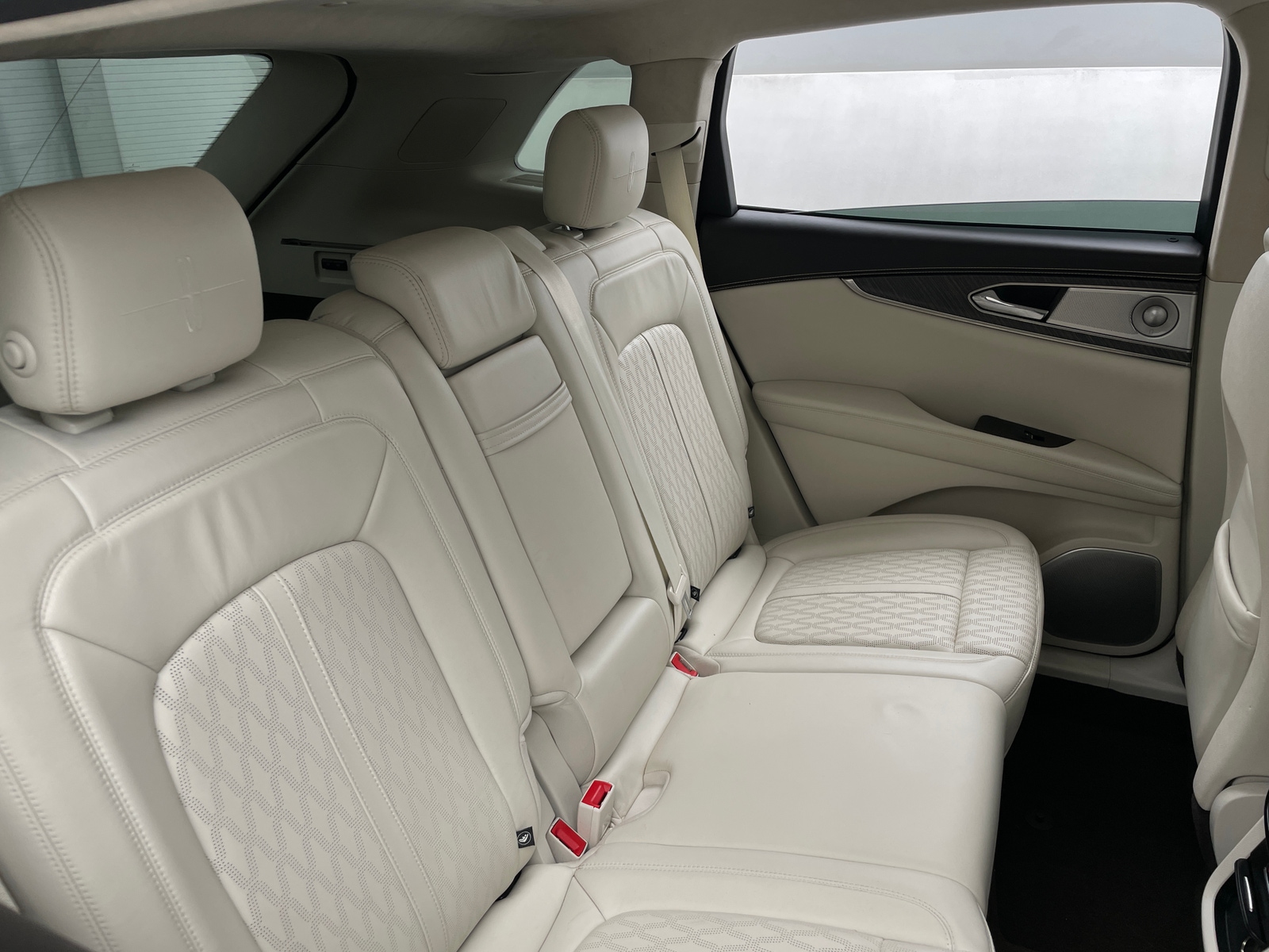 Thumbnail: 2020 Lincoln Nautilus - 5