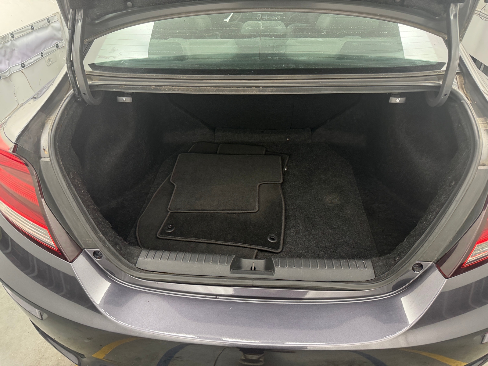 Thumbnail: 2015 Honda Civic - 4