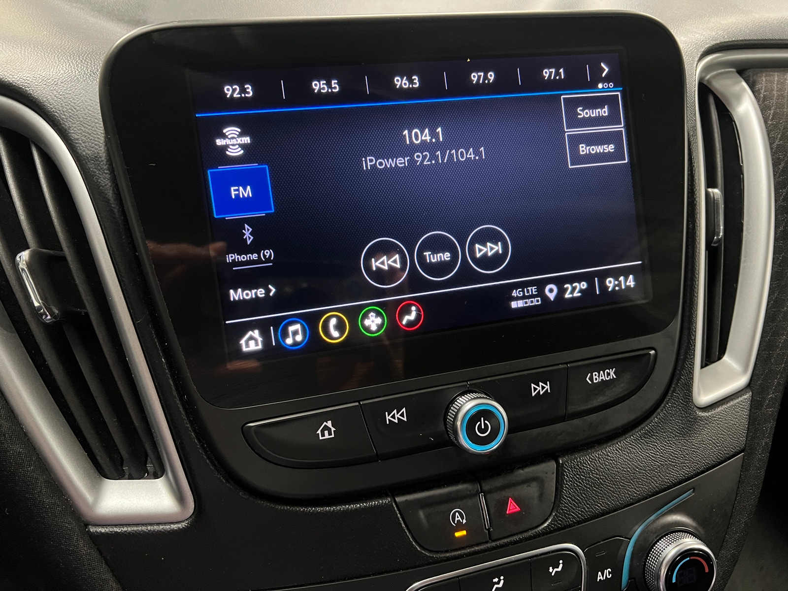 Thumbnail: 2024 Chevrolet Malibu - 4