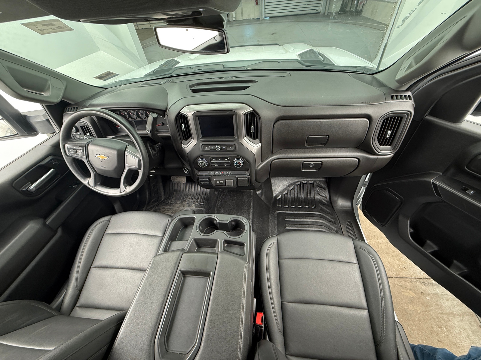 Thumbnail: 2025 Chevrolet Silverado 2500 - 3