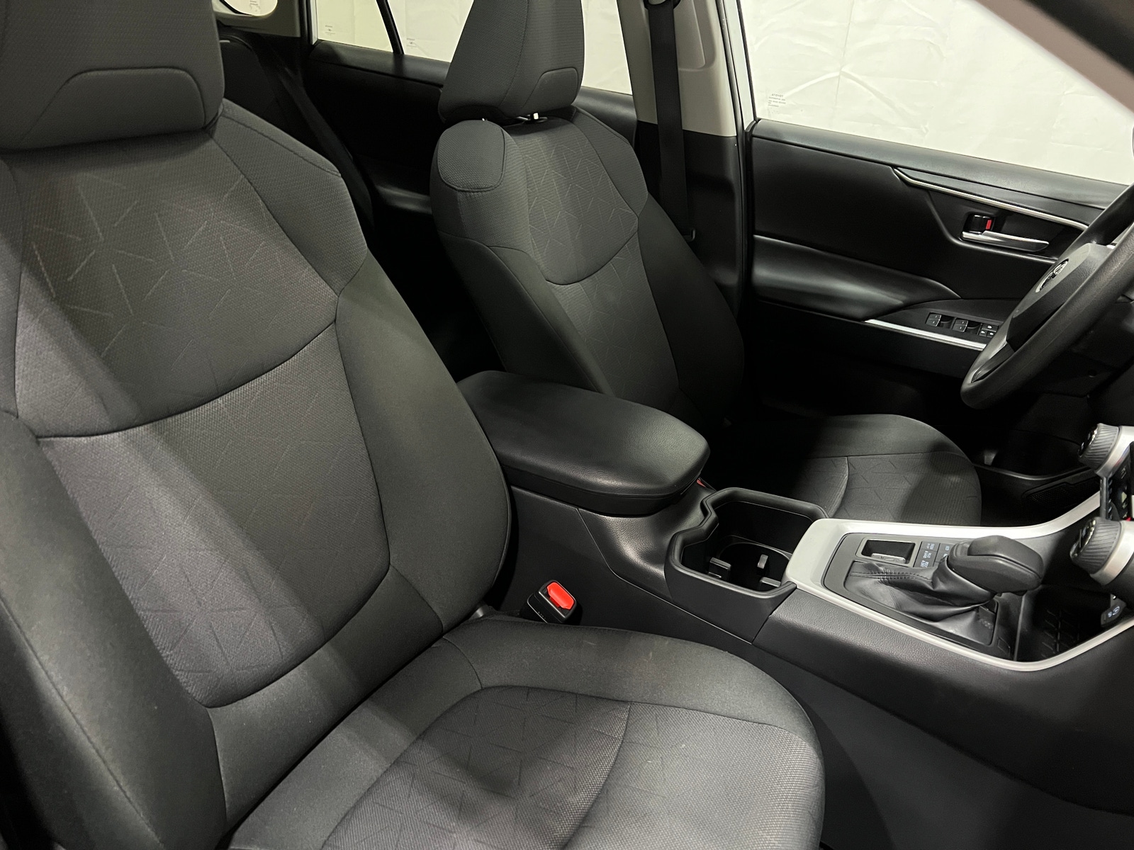 Thumbnail: 2025 Toyota RAV4 - 2