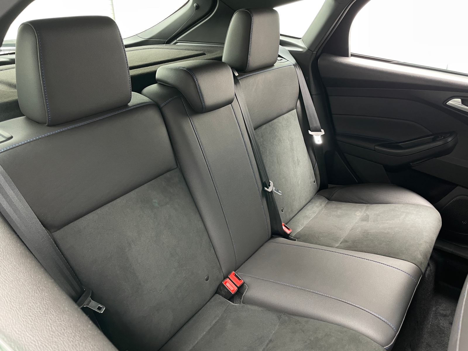 Thumbnail: 2017 Ford Focus - 5