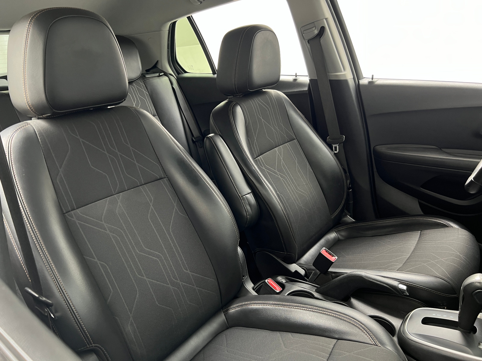 Thumbnail: 2019 Chevrolet Trax - 2