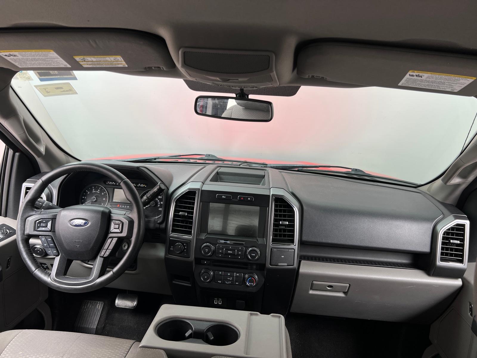 Thumbnail: 2018 Ford Econoline - 3