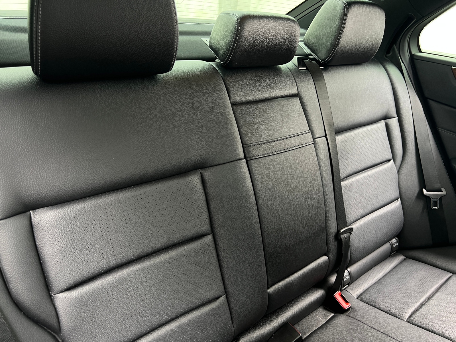 Thumbnail: 2016 Mercedes-Benz E-Class - 5